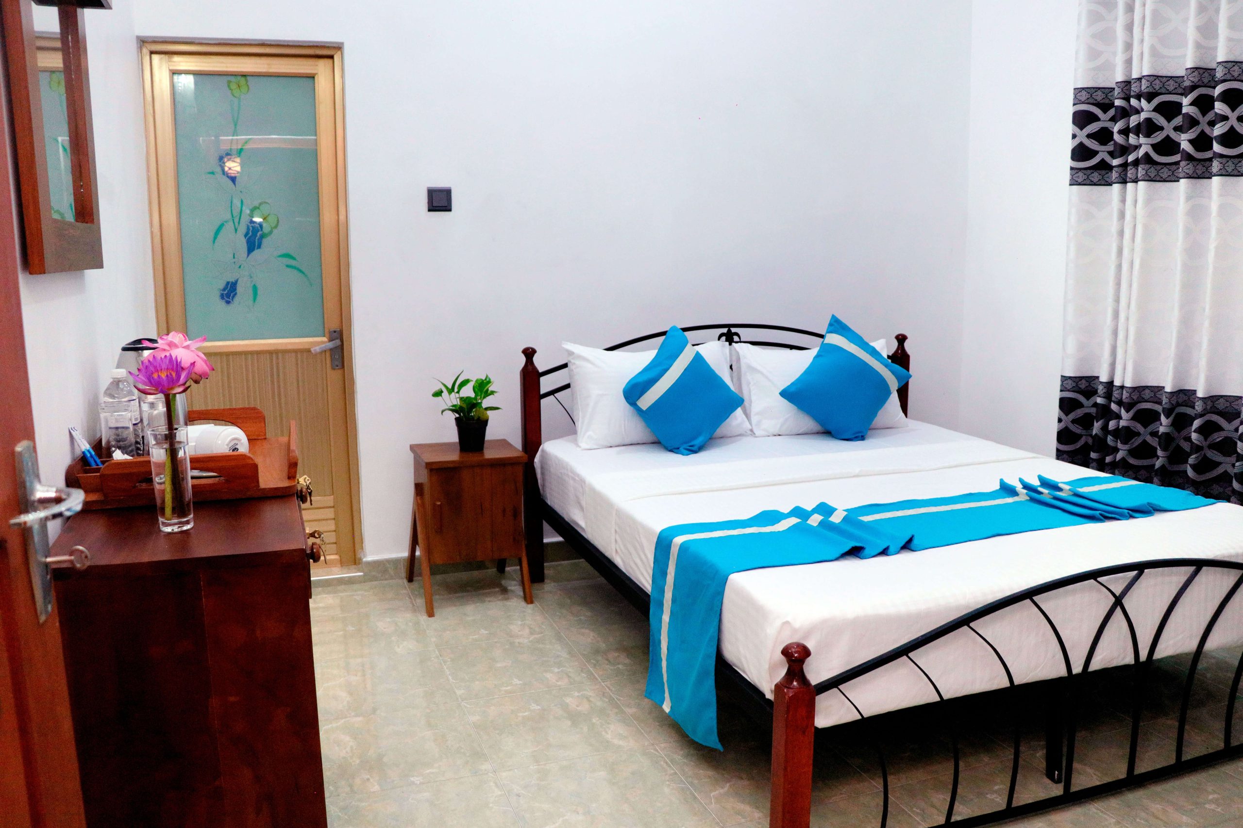 Dickwella Hotels and Villas Room 3 non AC