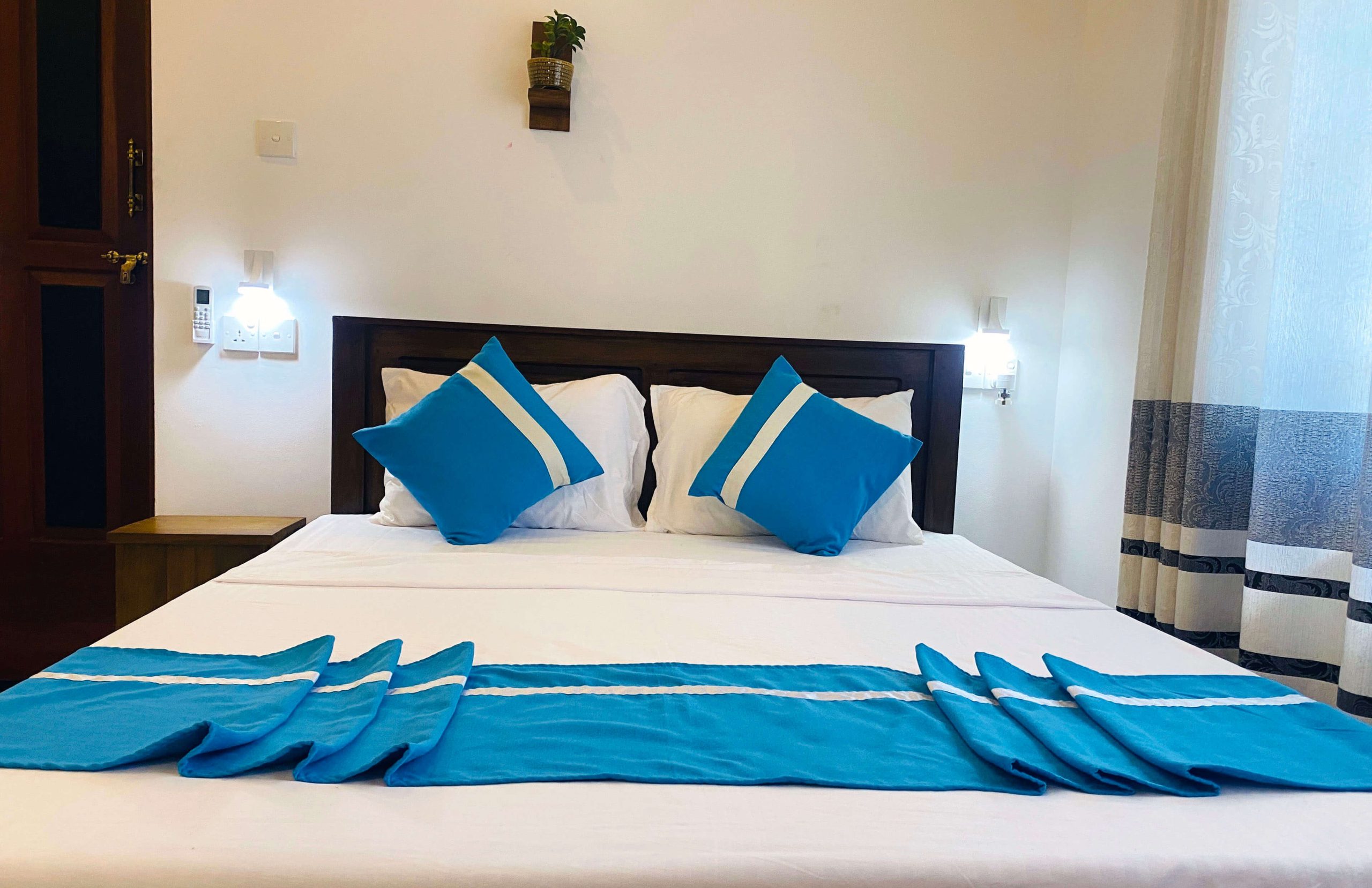 Dickwella Hotels and Villas double Room1-AC-scaled